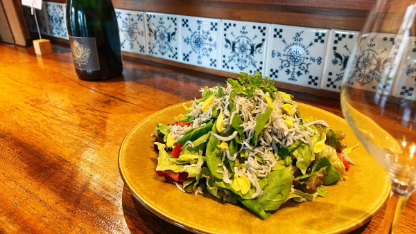 瀬戸内産しらすのグリーンサラダ