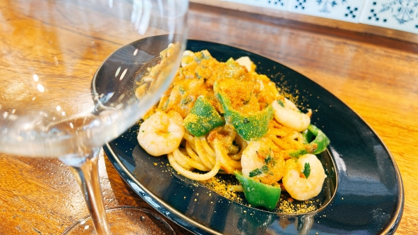 からすみと海老、ジャンボししとうのペペロンチーノパスタ