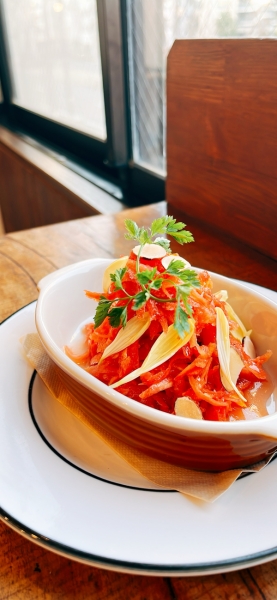 香川産金時人参と和歌山産有田みかんのキャロットラペ