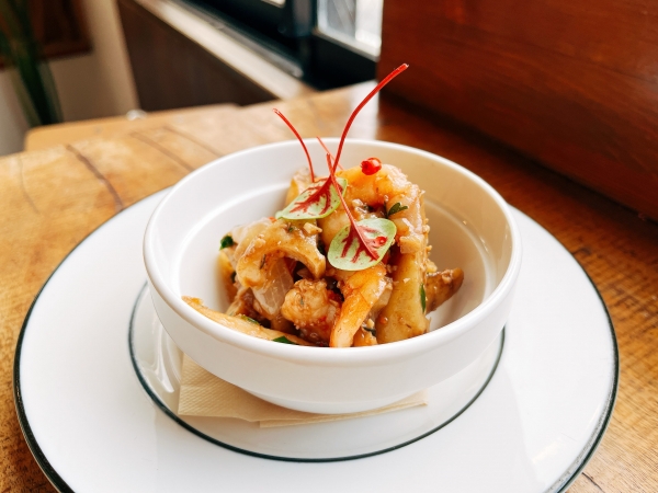 海老と蓮根、牛蒡のバルサミコマリネ